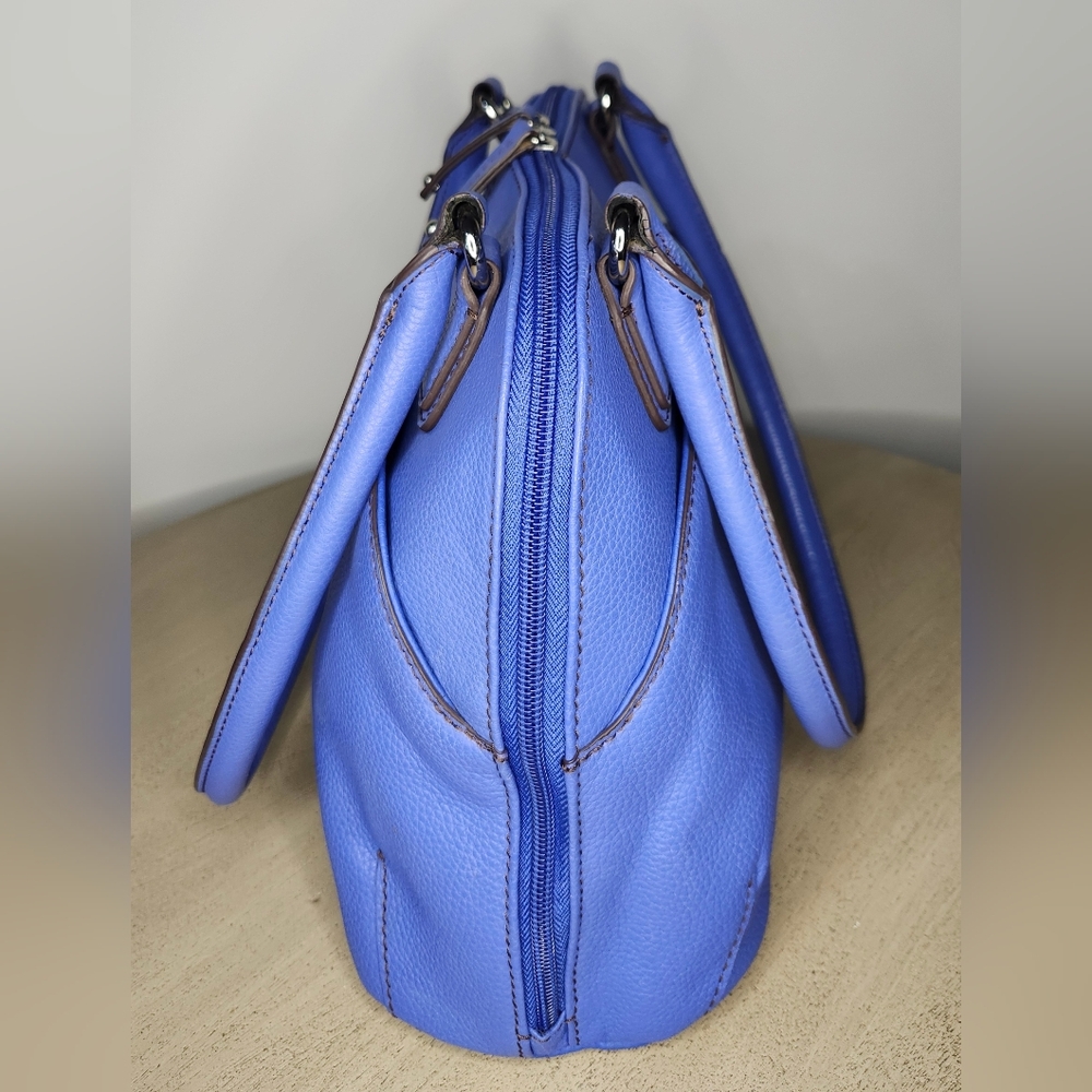 Tignanello "teen-ya-NELL-oh" Dome Handbag - Rare - Picture 3 of 6